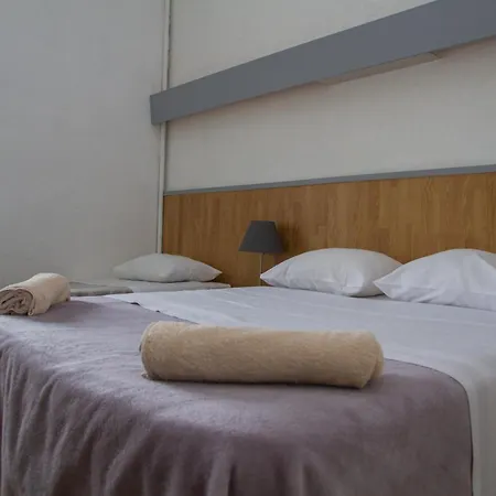 Hotell Durand Le Patio Alès