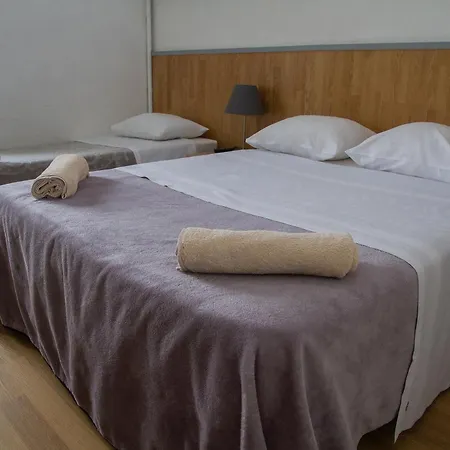 Durand Le Patio Hotell Alès